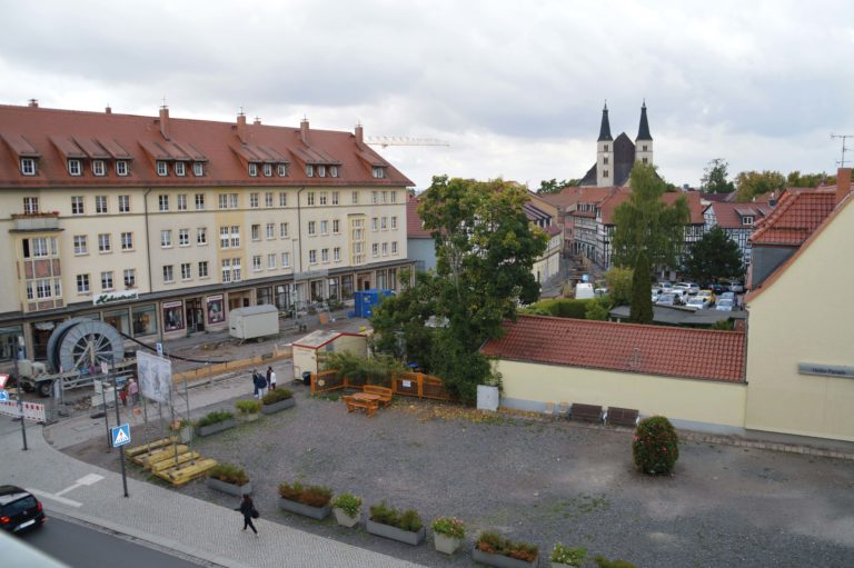 Fernwärmenetz: Da wird was eingefädelt