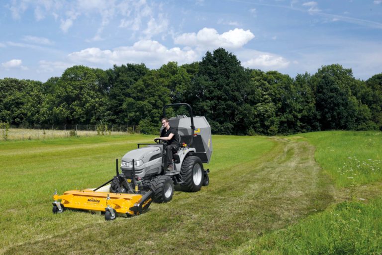 Neues Gerät: Mulchen und aufsammeln