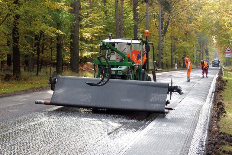 Asphaltbewehrung statt Sanierungsstau