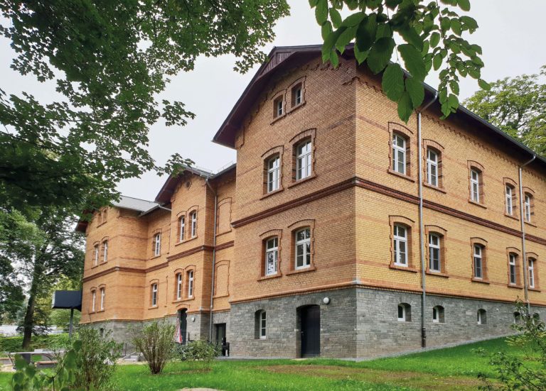 Dämmsystem: Historische Klinik ist wieder genesen