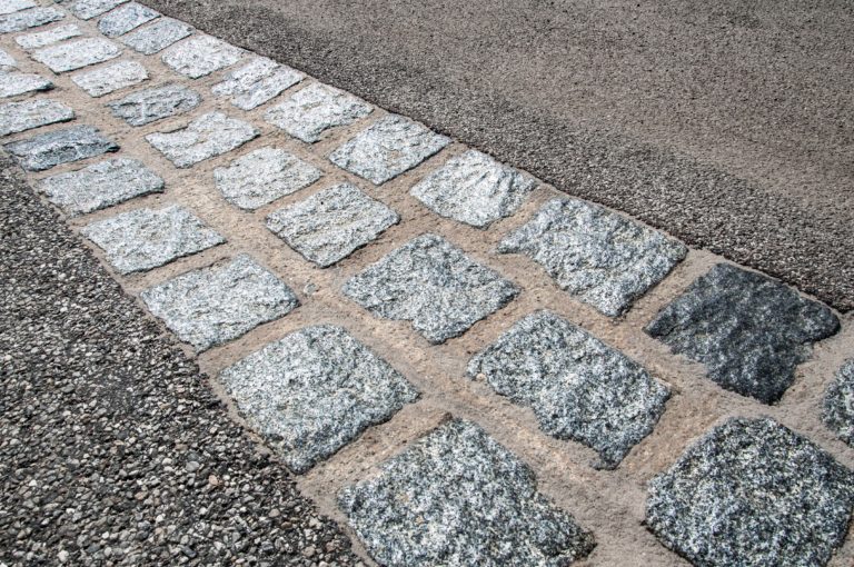 Pflasterfugenmörtel: Altpflaster fix saniert