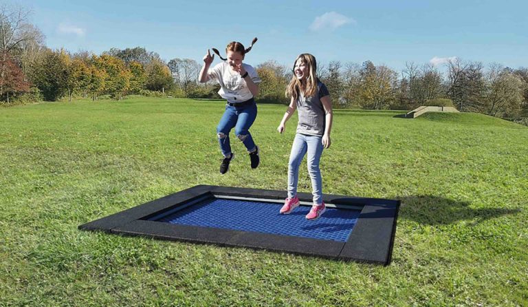 Hally-Gally Spielplatzgeräte: Aufgepasst!