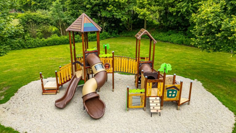 Spielgeräte: Modulare Bauweise – Schnelllieferprogramm