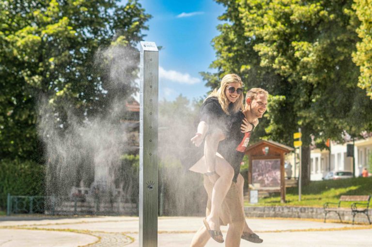 Trinkbrunnen und Nebellanzen in Edelstahl