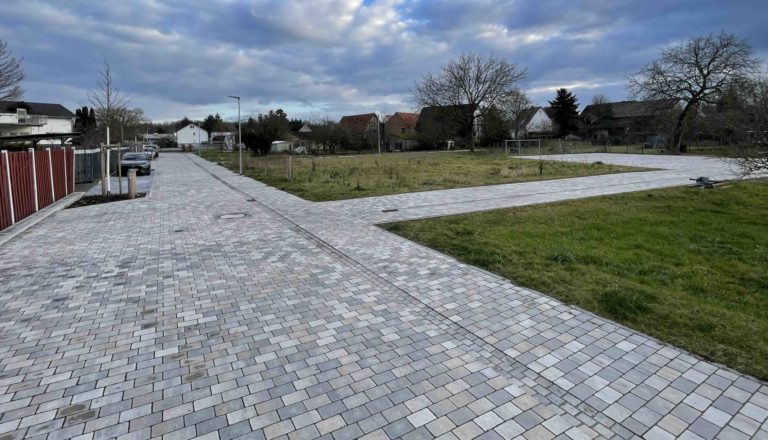 Neubaugebiet in Zwingenberg mit speziellem Pflastersystem befestigt