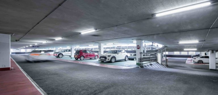 Sicherheit und Effizienz im Parkhaus
